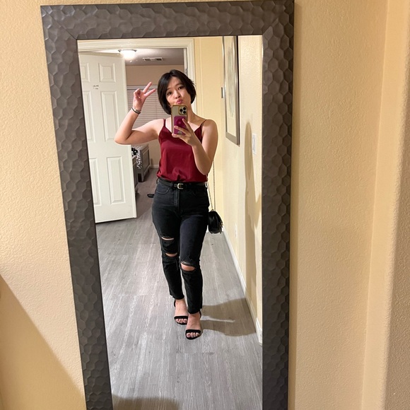 Meet your Posher, Anna - Picture 3 of 3